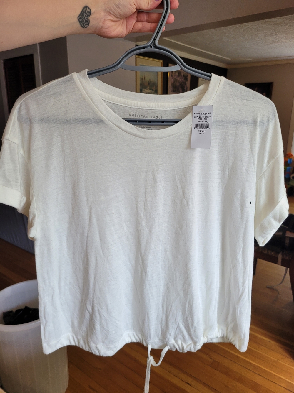 American Eagle Outfitters White Drawstring-Hem Crop Tee